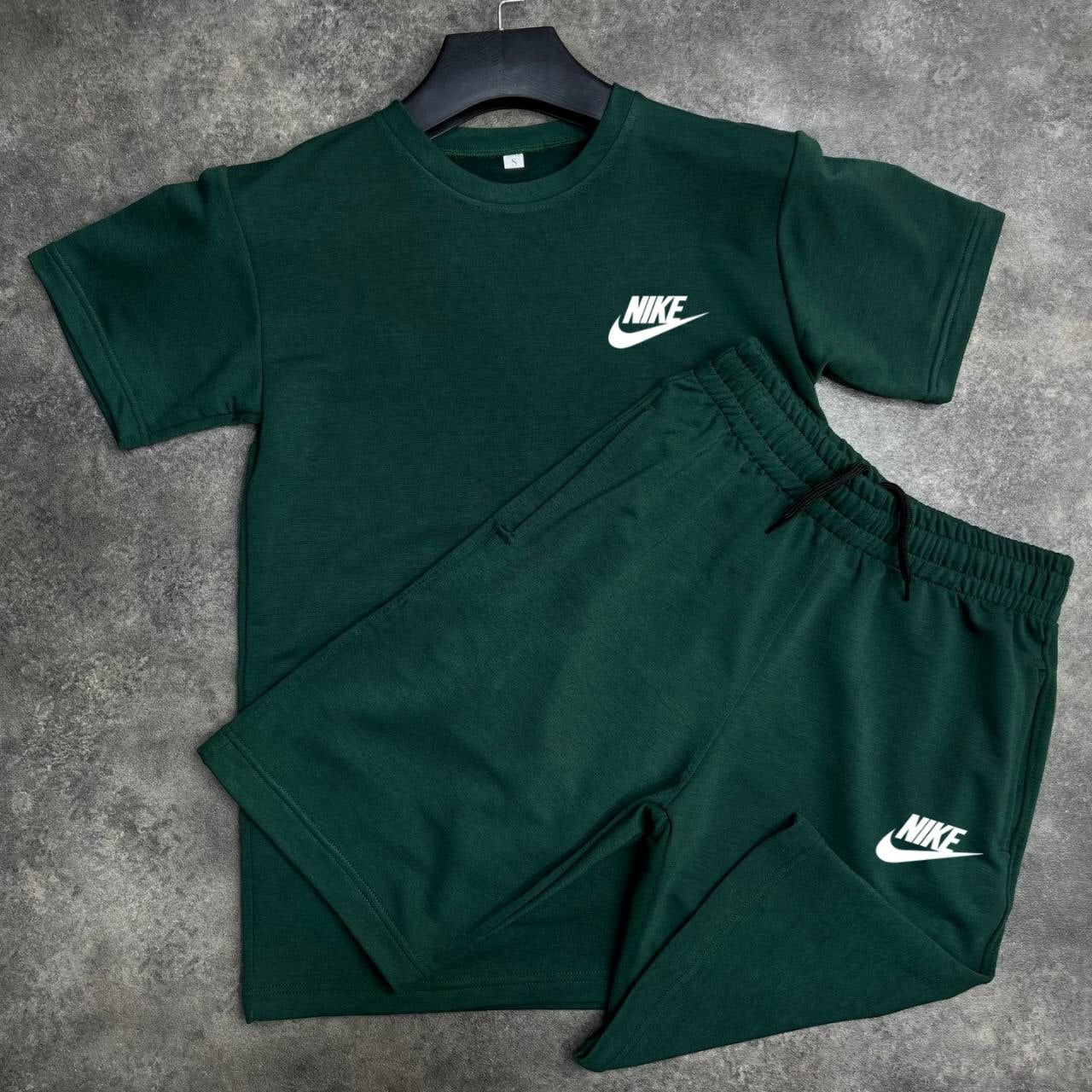 ensemble tshirt et short