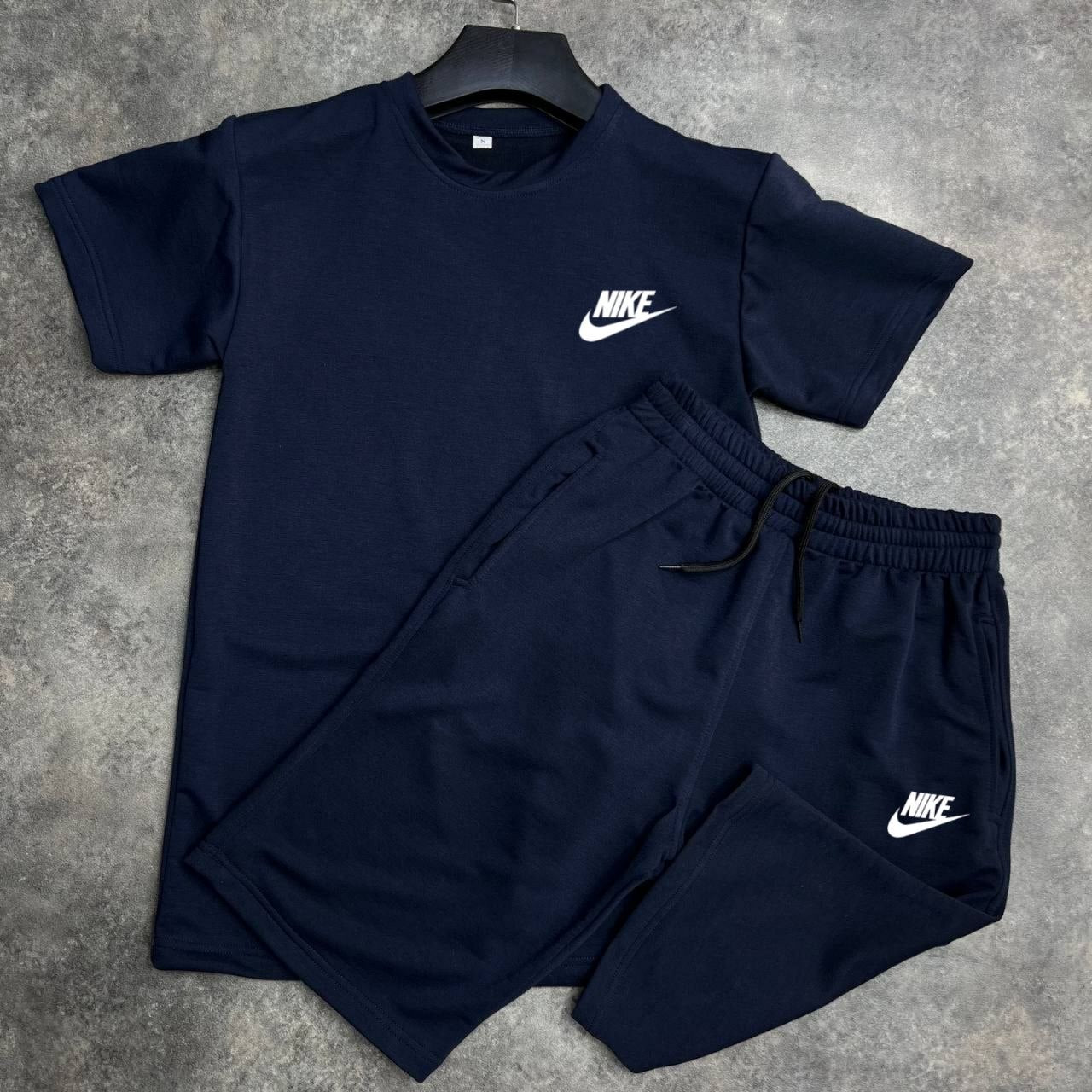 ensemble tshirt et short